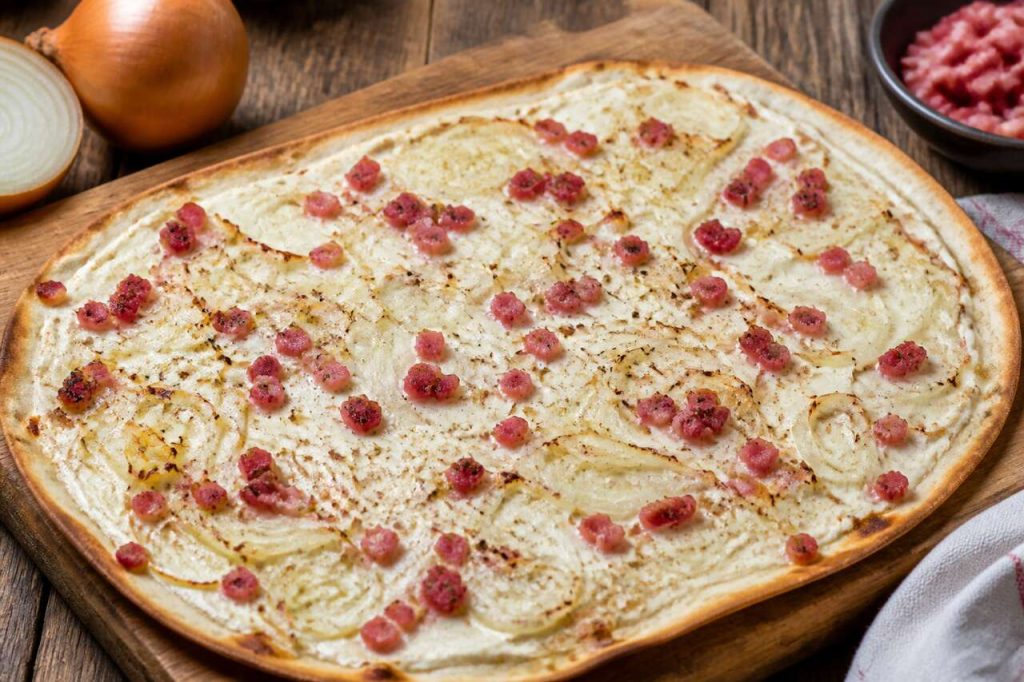 Recette de la flammekueche de Feodora : simple et savoureuse
