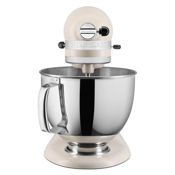 Découvrez notre test du robot pâtissier Artisan de KitchenAid : performances, design et fonctionnalités multifonctions pour vos pâtisseries.
